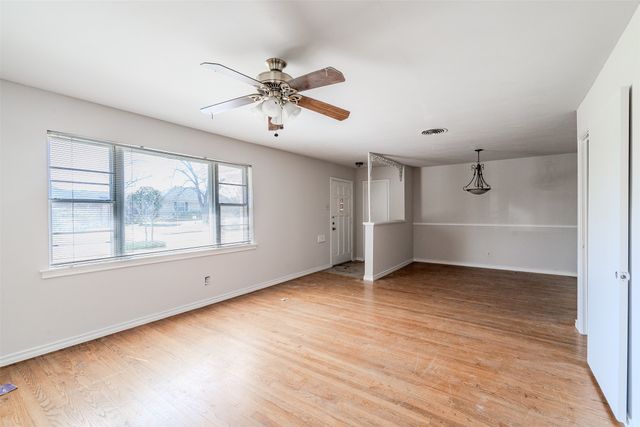 2348 Wildoak Drive, Dallas, TX 75228