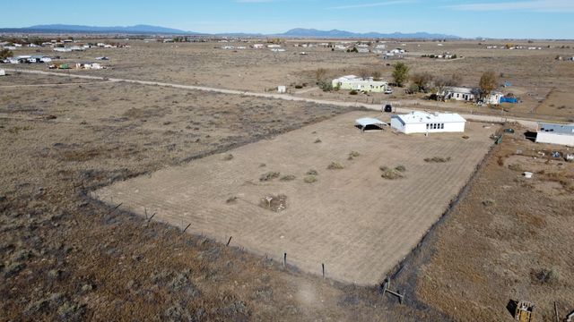 87 Caballo Avenue, Moriarty, NM 87035