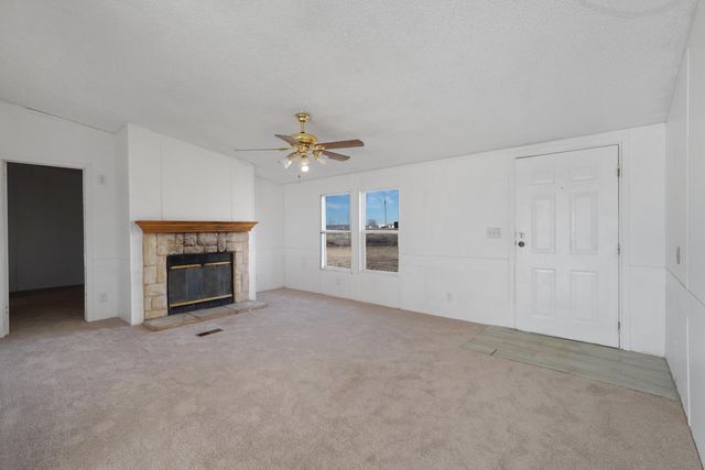 87 Caballo Avenue, Moriarty, NM 87035