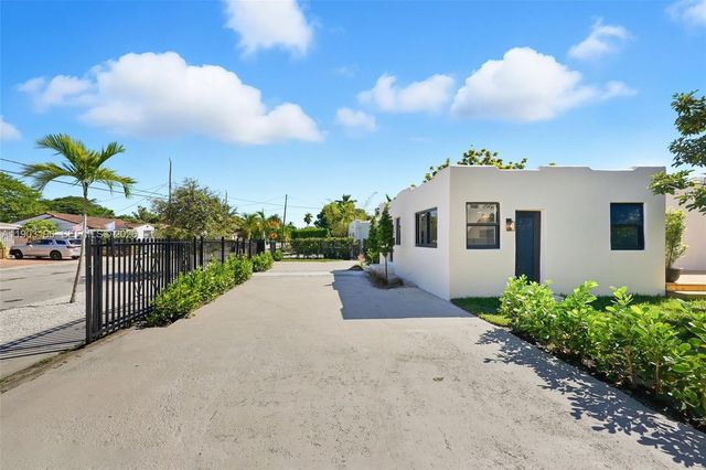 2544 SW 19th Street, Miami, FL 33145