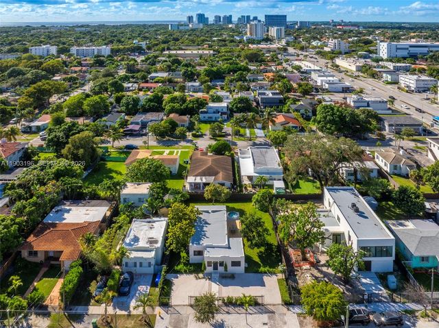 2544 SW 19th Street, Miami, FL 33145