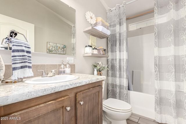 20514 W NARRAMORE Road, Buckeye, AZ 85326