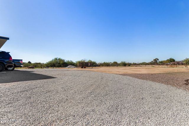 20514 W NARRAMORE Road, Buckeye, AZ 85326