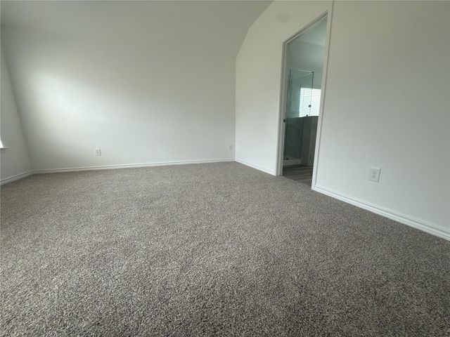 510 Oak Chase Avenue, Dayton, TX 77535