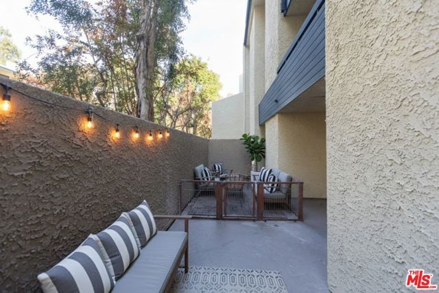 4041 Via Marisol 111, Los Angeles, CA 90042