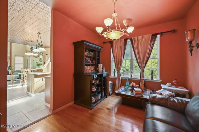 26 Summerhill Avenue, Jackson, NJ 08527