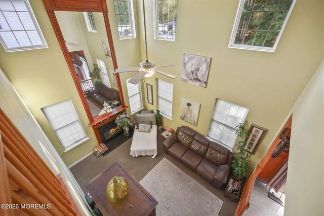 26 Summerhill Avenue, Jackson, NJ 08527