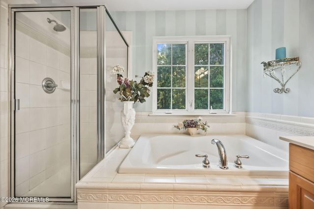 26 Summerhill Avenue, Jackson, NJ 08527