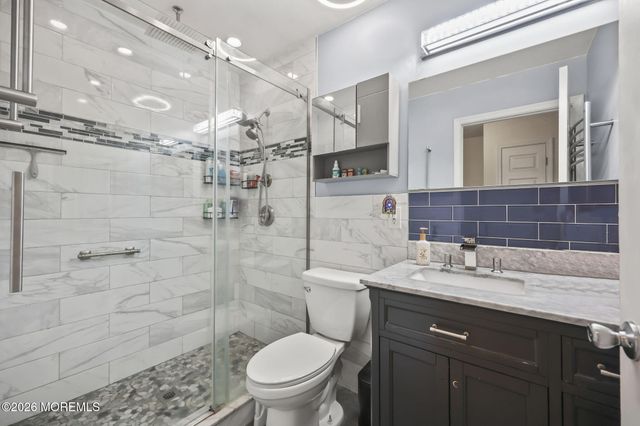 26 Summerhill Avenue, Jackson, NJ 08527
