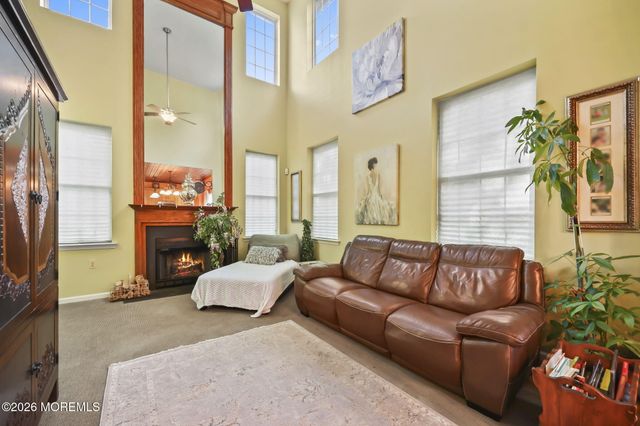 26 Summerhill Avenue, Jackson, NJ 08527