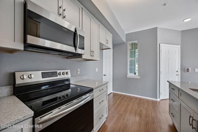 5663 Star Rush Drive 107, Melbourne, FL 32940