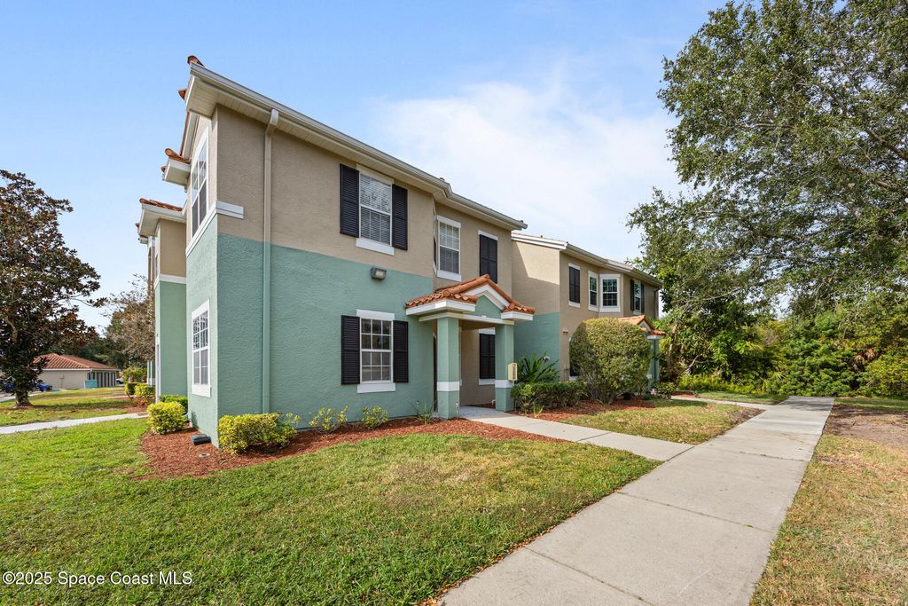 5663 Star Rush Drive 107, Melbourne, FL 32940