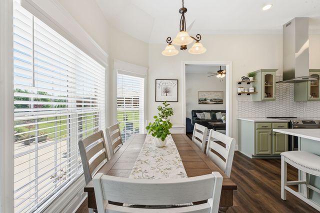 72 Lancaster St, Hillsboro, TN 37342