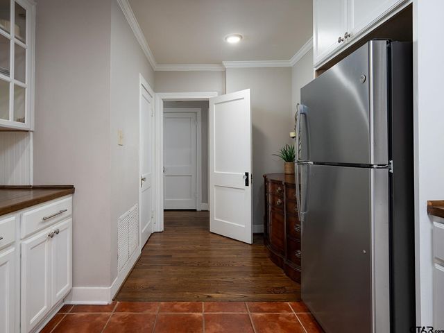 323 West Third, Tyler, TX 75701