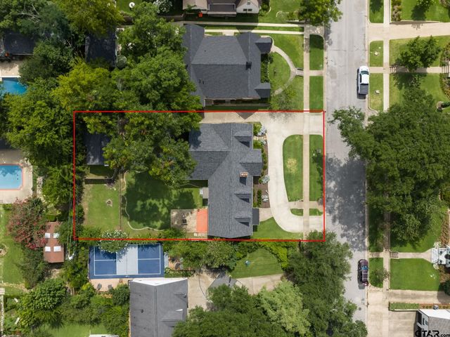 323 West Third, Tyler, TX 75701