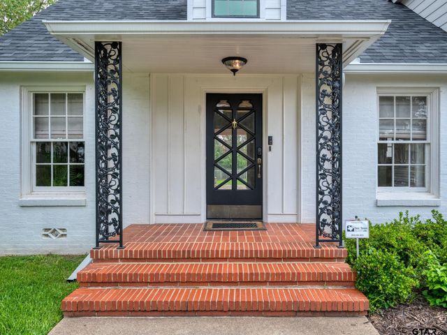 323 West Third, Tyler, TX 75701