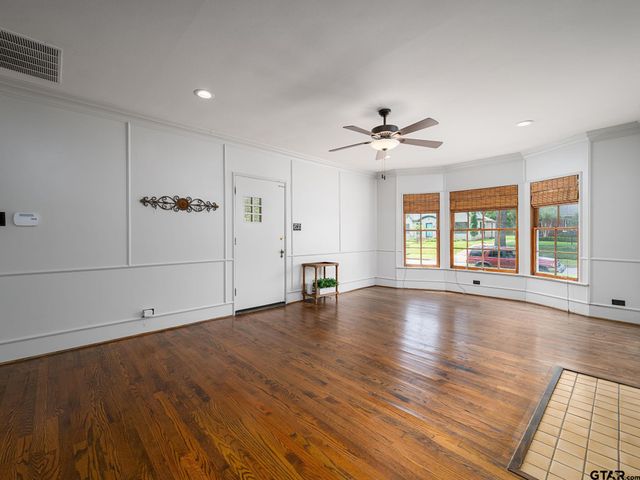 323 West Third, Tyler, TX 75701