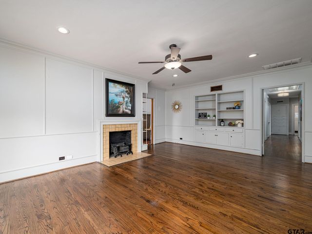 323 West Third, Tyler, TX 75701