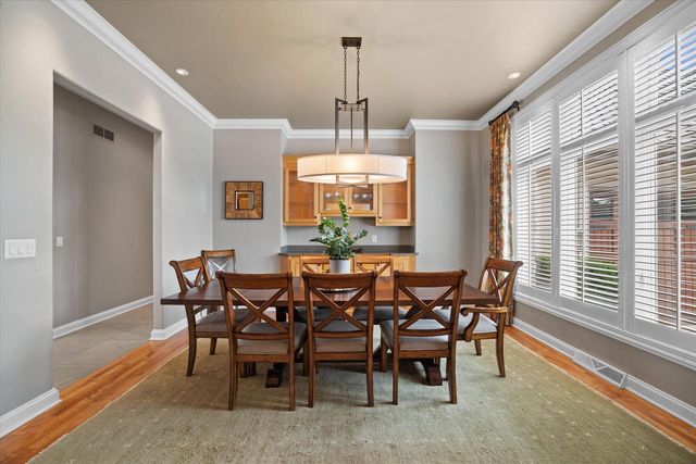 1704 E Juniper WAY, Hartland, WI 53029