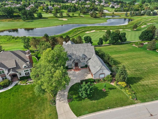 1704 E Juniper WAY, Hartland, WI 53029