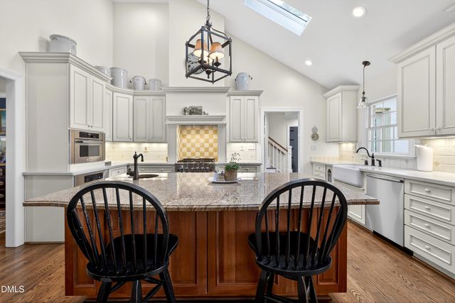 6713 Foxfire Place, Raleigh, NC 27615