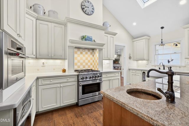 6713 Foxfire Place, Raleigh, NC 27615