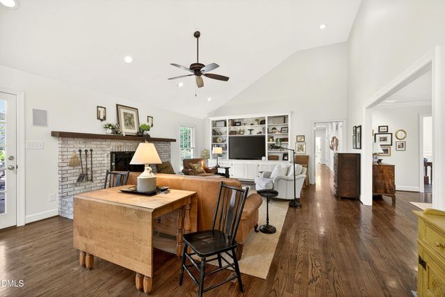 6713 Foxfire Place, Raleigh, NC 27615