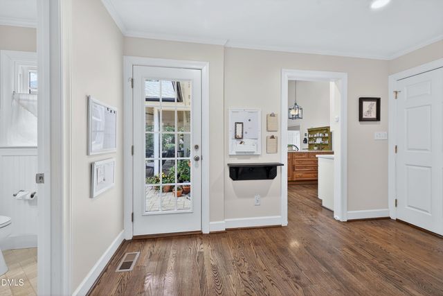 6713 Foxfire Place, Raleigh, NC 27615