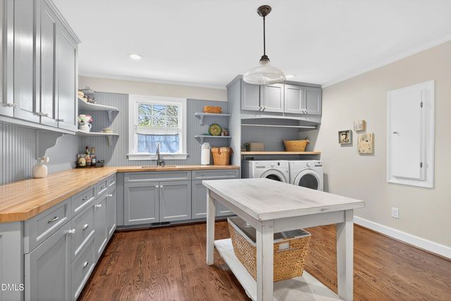 6713 Foxfire Place, Raleigh, NC 27615