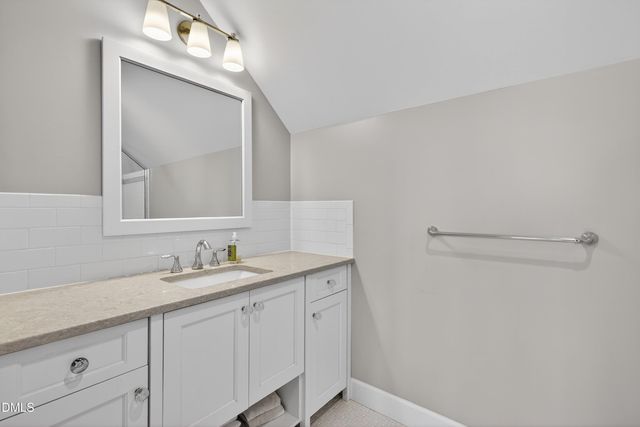 6713 Foxfire Place, Raleigh, NC 27615