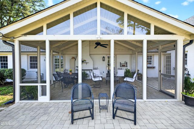 6713 Foxfire Place, Raleigh, NC 27615