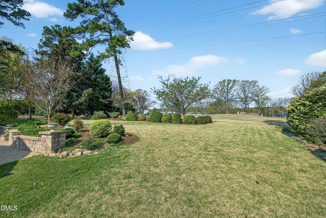 6713 Foxfire Place, Raleigh, NC 27615