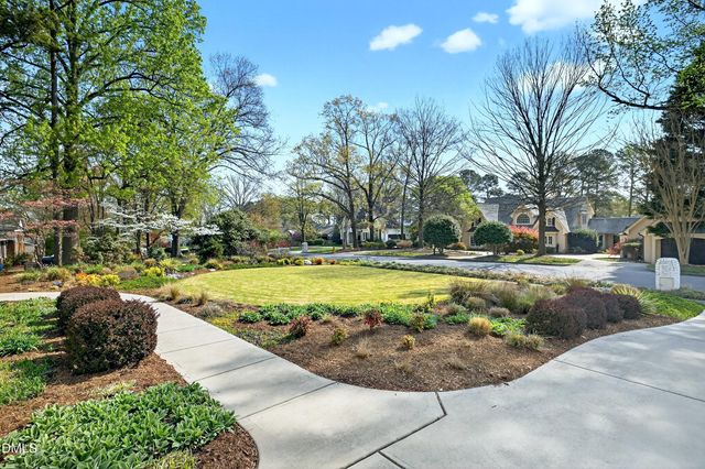 6713 Foxfire Place, Raleigh, NC 27615