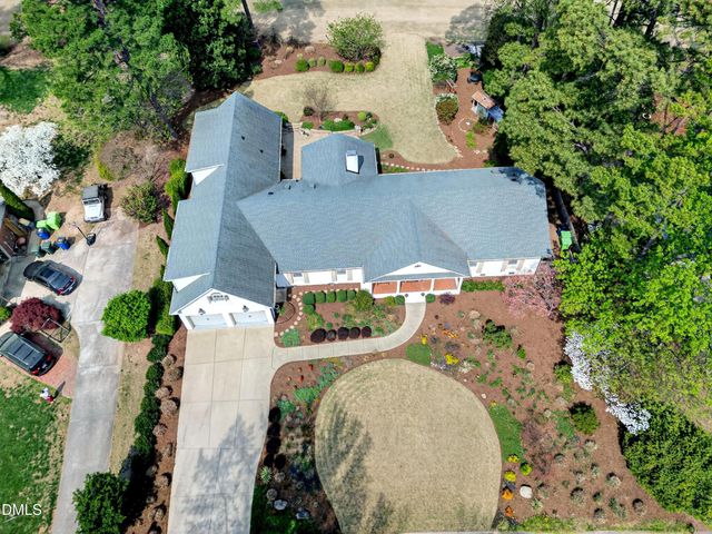 6713 Foxfire Place, Raleigh, NC 27615