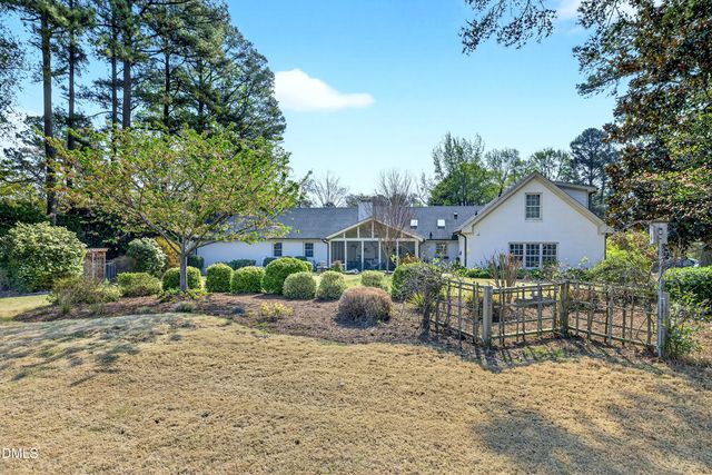 6713 Foxfire Place, Raleigh, NC 27615