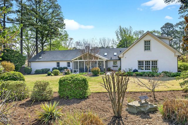 6713 Foxfire Place, Raleigh, NC 27615