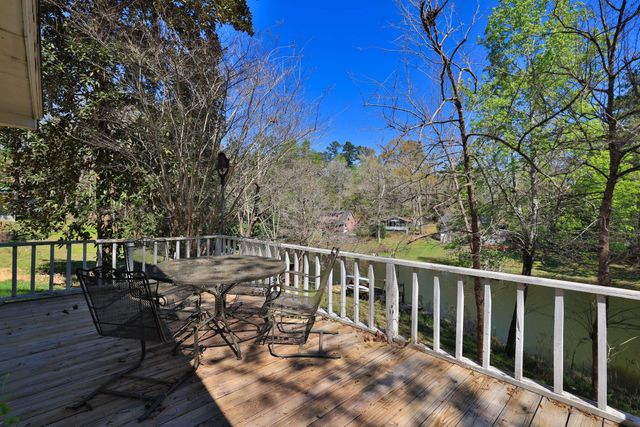 400 Driftwood Drive, Goodrich, TX 77335