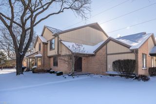 314 Meadow Bridge Drive, Rochester Hills, MI 48307