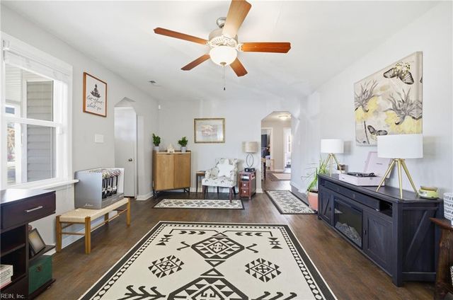 6410 Aldow DR, Norfolk, VA 23518