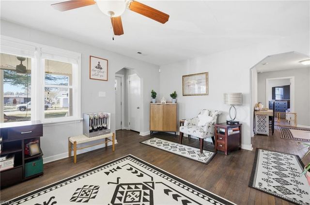 6410 Aldow DR, Norfolk, VA 23518