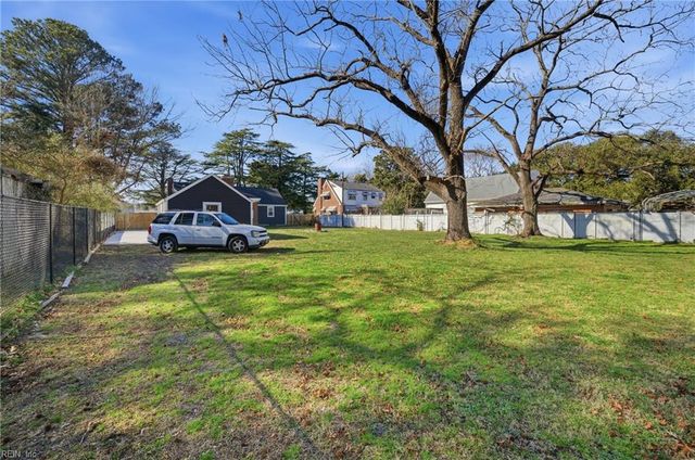 6410 Aldow DR, Norfolk, VA 23518