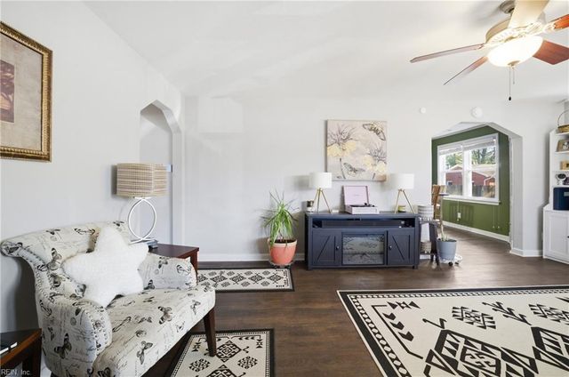 6410 Aldow DR, Norfolk, VA 23518