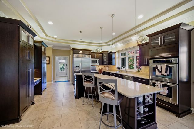3131 Kewanee Lane, Naperville, IL 60564