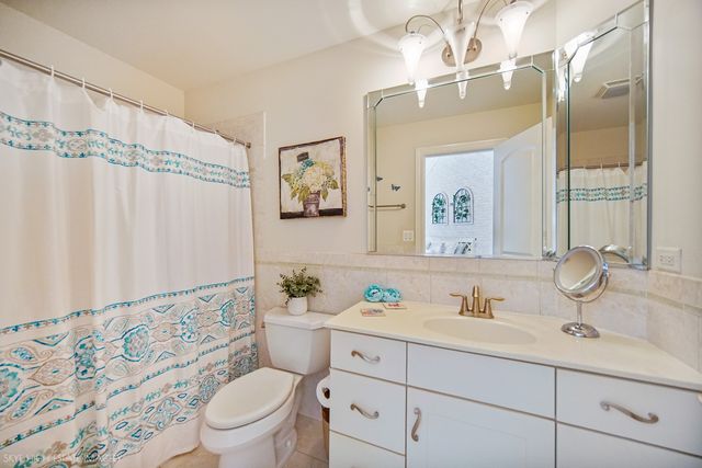 3131 Kewanee Lane, Naperville, IL 60564