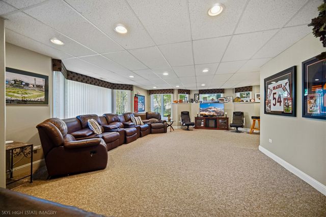 3131 Kewanee Lane, Naperville, IL 60564