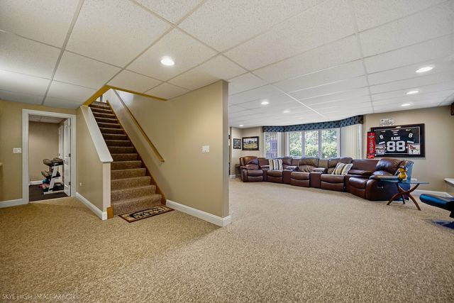 3131 Kewanee Lane, Naperville, IL 60564
