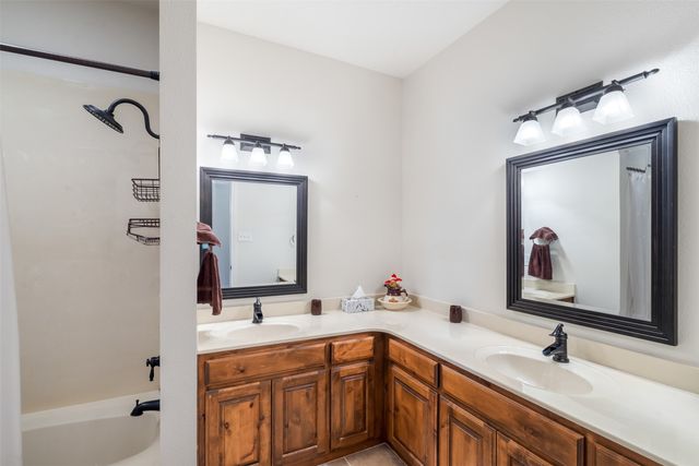 3042 County Road 513, Stephenville, TX 76401