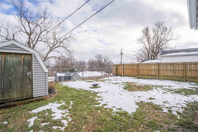 600 E 26th Street S, Newton, IA 50208