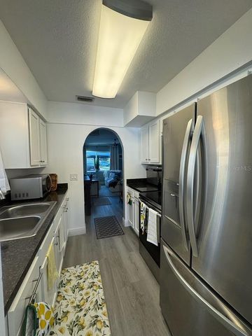 233 38TH AVENUE SE, St Petersburg, FL 33705