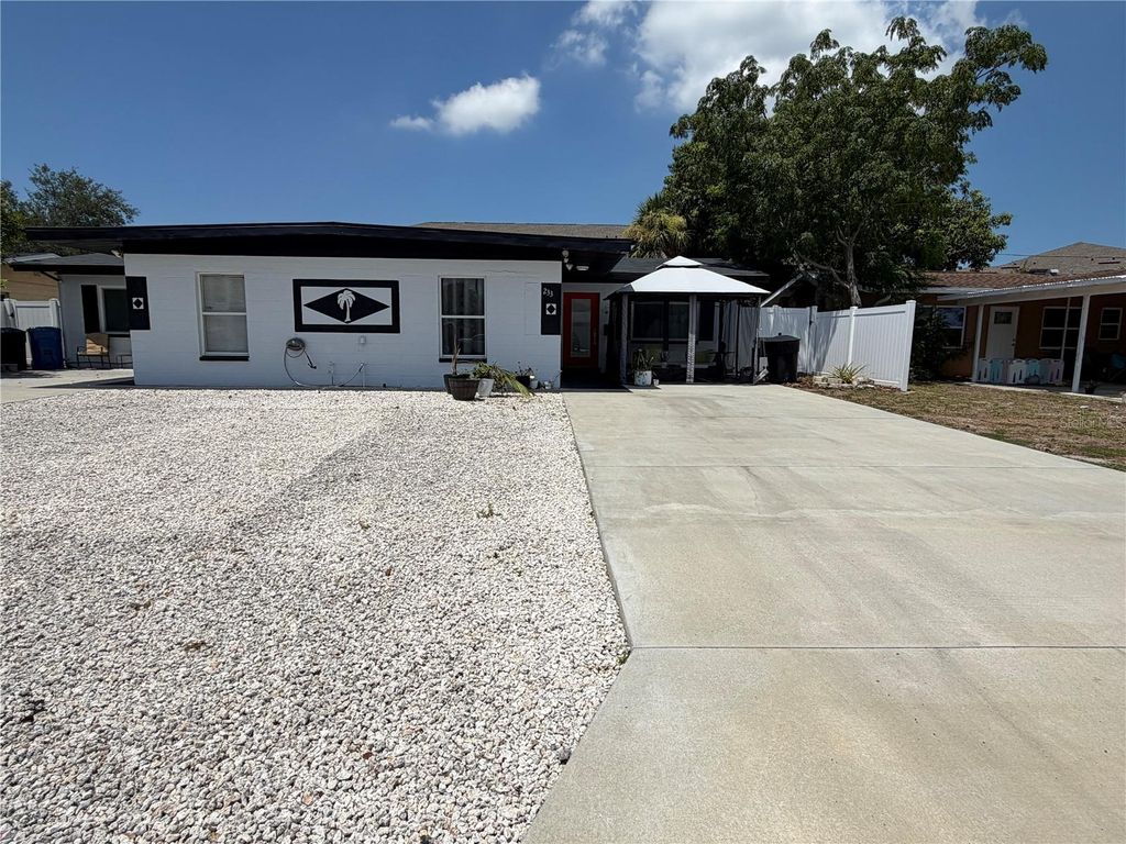 233 38TH AVENUE SE, St Petersburg, FL 33705